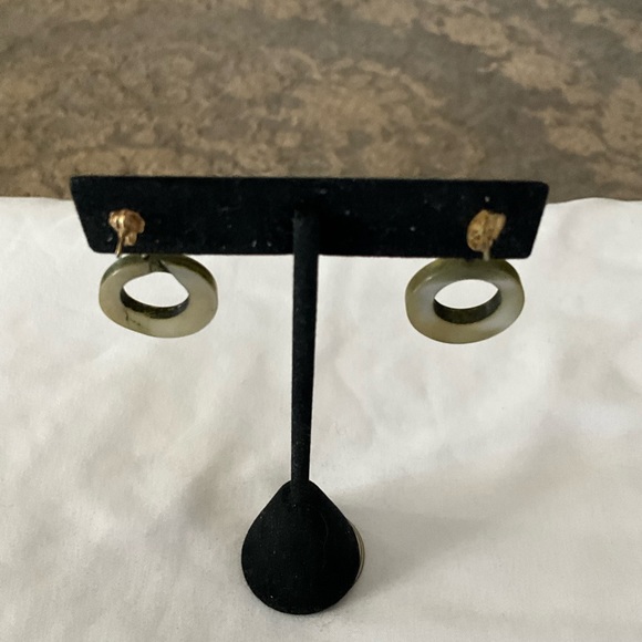 Abalone or shell earrings - Picture 6 of 8